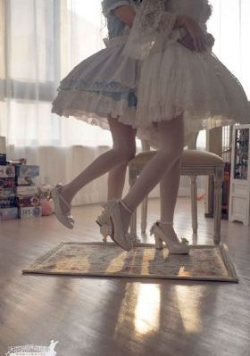 奇怪的理发店韩剧_高清字幕版在线播放